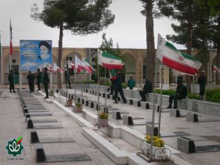 بازداشت سه دختر جوان در نیشابور به اتهام رقصیدن در گورستان شهدا