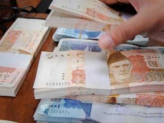 افشای اسناد شبکه پولشویی در پاکستان؛ نماینده خامنه‌ای «ماهانه ۲۰۰ هزار دلار» دریافت کرده است