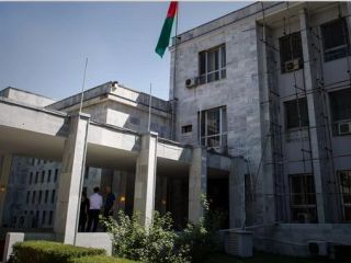 وزارت خارجه طالبان مسئولان سفارت ایران در کابل را به دلیل بدرفتاری با مهاجران افغان احضار کرد