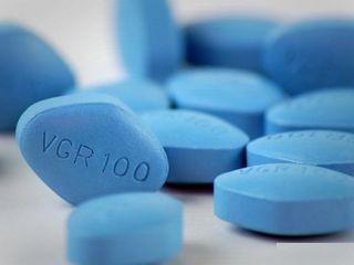 انتقاد از سفارش پروتزهای گران تناسلی در ارتش برزیل