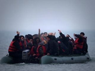 قصد بریتانیا برای انتقال پناهجویان به روندا برای رسیدگی به درخواست‌هایشان