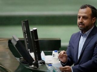 سفر وزیر اقتصاد ایران به آمریکا به دلیل تاخیر در صدور ویزا ، لغو شد