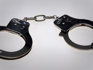 نماینده بروجرد با سر و صدای فراوان، از بازداشت برادر خود توسط ماموران جلوگیری کرد