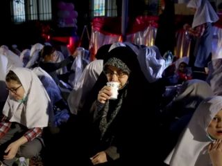 انسیه خزعلی به دختران ۹ ساله: برنامه ریزی داشته باشید تا پرورش دهنده شهید سلیمانی‌ها باشید