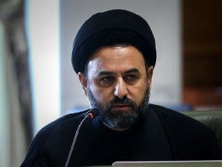 حمایت آقامیری از قالیباف: دو جوان به یک سفر خارجی رفتند و در حراجی سیسمونی دوقلم جنس خریدند!