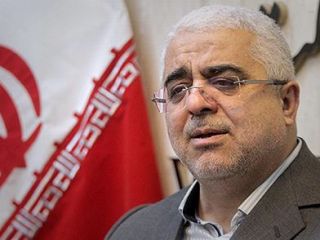 نماینده مجلس: نخبگان از کشور خارج شده اما بی‌سوادها و پخمه‌گان بر سرکارند