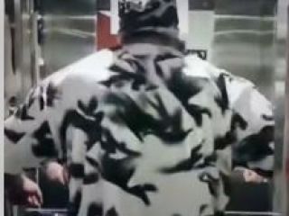 استوری جدید هالک ایرانی؛ ویدیوی به زور جاشدن در آسانسور