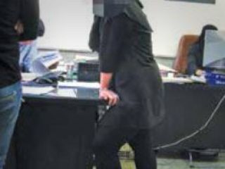 دختر جوان در توهم مصرف شیشه اعتراف به قتل پدر کرد