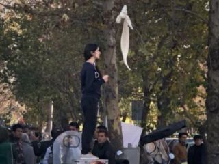 ستاد امر به معروف: در صورت حضور زن «بدحجاب» در بانک، مدیر شعبه باید پاسخگو باشد