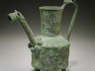 کیهان شریعتمداری آفتابه ایرانی را با تاریخ آمریکا مقایسه کرد‌