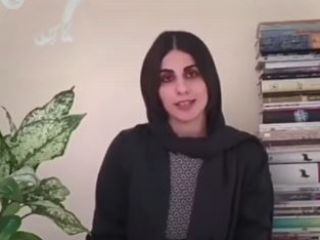 «سپیده رشنو» که بخاطر اعتراض به یک آمر به معروف بازداشت شد، داستان نویس و ویراستار است