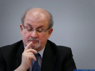 پلیس نیویورک: ضارب سلمان رشدی از علاقمندان به جمهوری اسلامی است