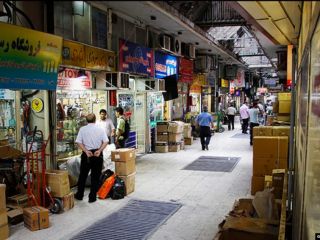 وزیر صنعت ایران: ۳۰ درصد از قطعات یدکی خودروی موجود در بازار یا قاچاق است یا تقلبی