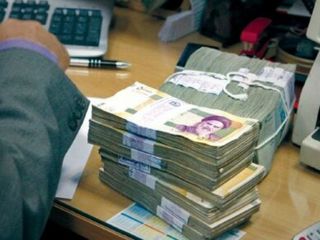 نمایش قدرت از جیب مردم؛ زائران اربعین پنج میلیون تومان وام می‌گیرند