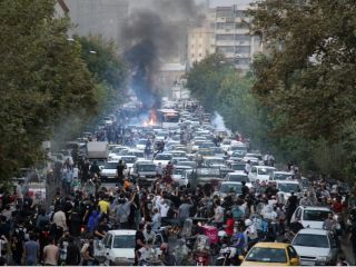 مجله آتلانتیک: خواست مشترک معترضان ایرانی سقوط جمهوری اسلامی است