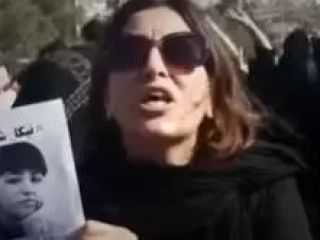 مادر نیکا شاکرمی: دختری که در ویدئو صدا و سیما نشان دادند «نیکا نیست»