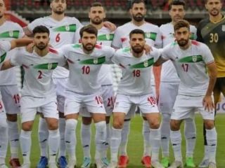 فوتبالیست سابق تیم ملی: فیفا باید ایران را از جام جهانی محروم کند