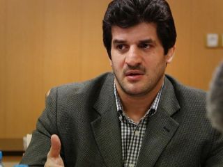 نامه رسول خادم به رئیسی: چند روزی رئیس جمهورِ غیرخودی‌ها هم باشید