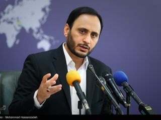 پیام سخنگوی دولت رئیسی به علی کریمی