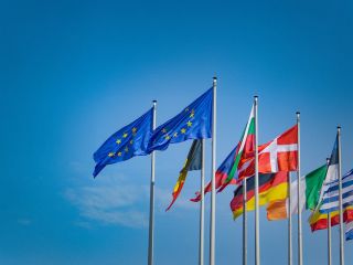 اتحادیه اروپا صدا و سیما جمهوری اسلامی و بیست فرد را وارد تحریم‌های تازه خود کرد