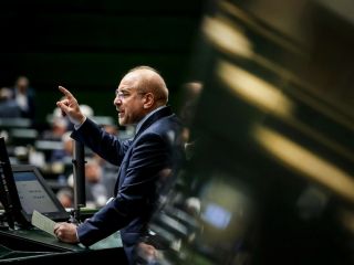 مقایسه عاقبت افشاگری خرید سیسمونی قالیباف و افشاگری بوریس انگلیسی