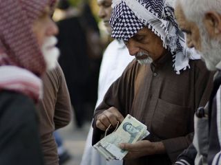 «آغاز اجرای طرح آمریکا برای قطع جریان تامین مالی سپاه پاسداران از بازار ارز عراق»