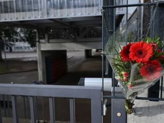 شوک در فرانسه به‌دلیل خودکشی پسر ۱۳ ساله‌ای که هدف «همجنسگرا ستیزان» قرار گرفته بود