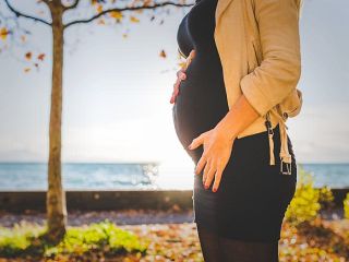 آیا نقل مکان به روستا می‌تواند به مادران کمک کند تا فرزندان باهوش‌تری به دنیا بیاورند؟