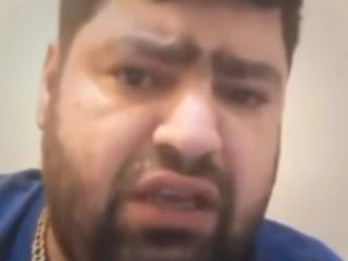 قابل توجه: لطفا مَشتی باشید و به رهبر «رضا پاتایا» توهین نکنید