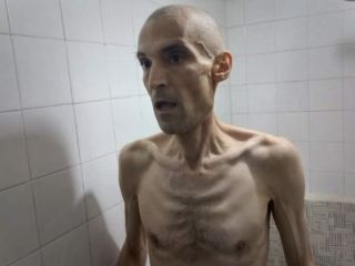 کاهش وزن شدید فرهاد میثمی در زندان: نامه او درباره «روزهای زجرِ اندر زجرِ اندر زجر»