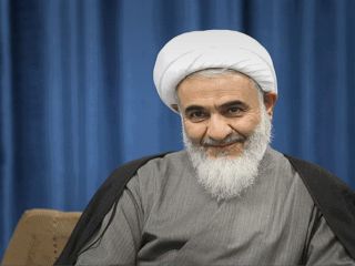 تکاپوی جمهوری اسلامی برای تظاهرات ۲۲ بهمن؛ امام جمعه قزوین: کسانی که با عصا راه می‌روند هم بیایند