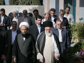 نابودی تاریخ شیراز به فرمان خامنه‌ای: خراب می‌کنند تا قبرهای ۳ میلیارد تومانی بسازند