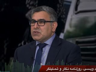 انتقاد تند مراد ویسی از منتقدان شاهزاده رضا پهلوی به خاطر امضای منشور همبستگی و سازماندهی