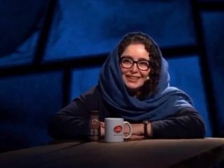خوانندگی ژاله صامتی در برنامه کمال تبریزی:  بازیگر باید هم بتواند خوب بخواند و هم خوب برقصد