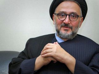 نیروی انتظامی برای محمد ابطحی پیامک تذکر حجاب فرستاده است!!