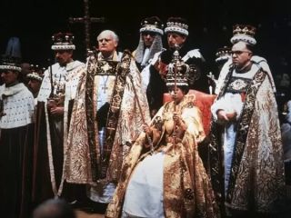 سنگ سرنوشت چیست و از کجا آمده است و چرا در تاجگذاری پادشاهان انگلستان استفاده می شود؟