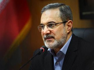 وزیر پیشین آموزش و پرورش: دانش آموزان با آهنگ «سلام فرمانده» می رقصند