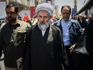 حسین طائب: محاکمه روحانی دیر یا زود دارد اما سوخت و سوز ندارد