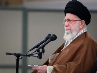 خامنه‌ای: انعطاف یک جاهایی لازم است، همان معنایی که ما در تقیه معنا کردیم