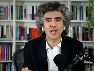 علی علیزاده سال پیش: اگر تا خرداد ۱۴۰۲ اقتصاد ایران ۱۸۰ درجه عالی نشد فضای مجازی را ترک میکنم