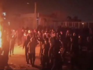 تظاهرات مردم در آبدانان در اعتراض به مرگ بامشاد سلیمان‌خانی، دانشجوی ۲۱ ساله + ویدیو