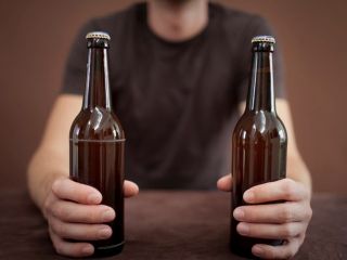 نوشیدن بیش از حد الکل و خطر از‌ دست‌دادن عضلات