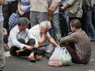 یک روزنامه‌نگار در ایران: شرایط مشابه «شوروی در حال فروپاشی» است