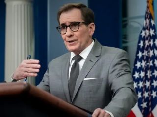 سخنگوی شورای امنیت ملی آمریکا:ما در حال بررسی ارسال بمب خوشه‌ای به اوکراین هستیم