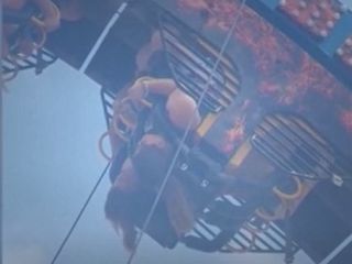 معلق ماندن سه ساعته چندین نفر در ترن‌هوایی، تفریحی که کابوس شد