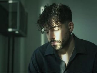 چرا شروین حاجی‌پور این جمله را در صفحه توییتر خود نوشت؟