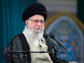 خامنه‌ای به دولت‌های اسلامی: حداقل برای یک مدت محدود رابطه را با اسرائیل قطع کنید