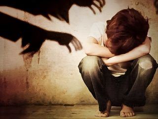 کودک‌آزاری در مرکز بشیر هدایت‌الهی تهران؛ اینجا کودکان را به درخت می‌بندند