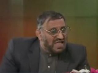 مهمان صدا و سیما: در آلمان کارخانه مشروب‌سازی لوله کشیده تا ورزشگاه؛ تا تماشاچی‌ها مشروب بخورند!