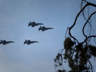 آغاز حملات آمریکا علیه مواضع سپاه و گروه‌های نیابتی ایران در سوریه و عراق - لینک به روز میشود